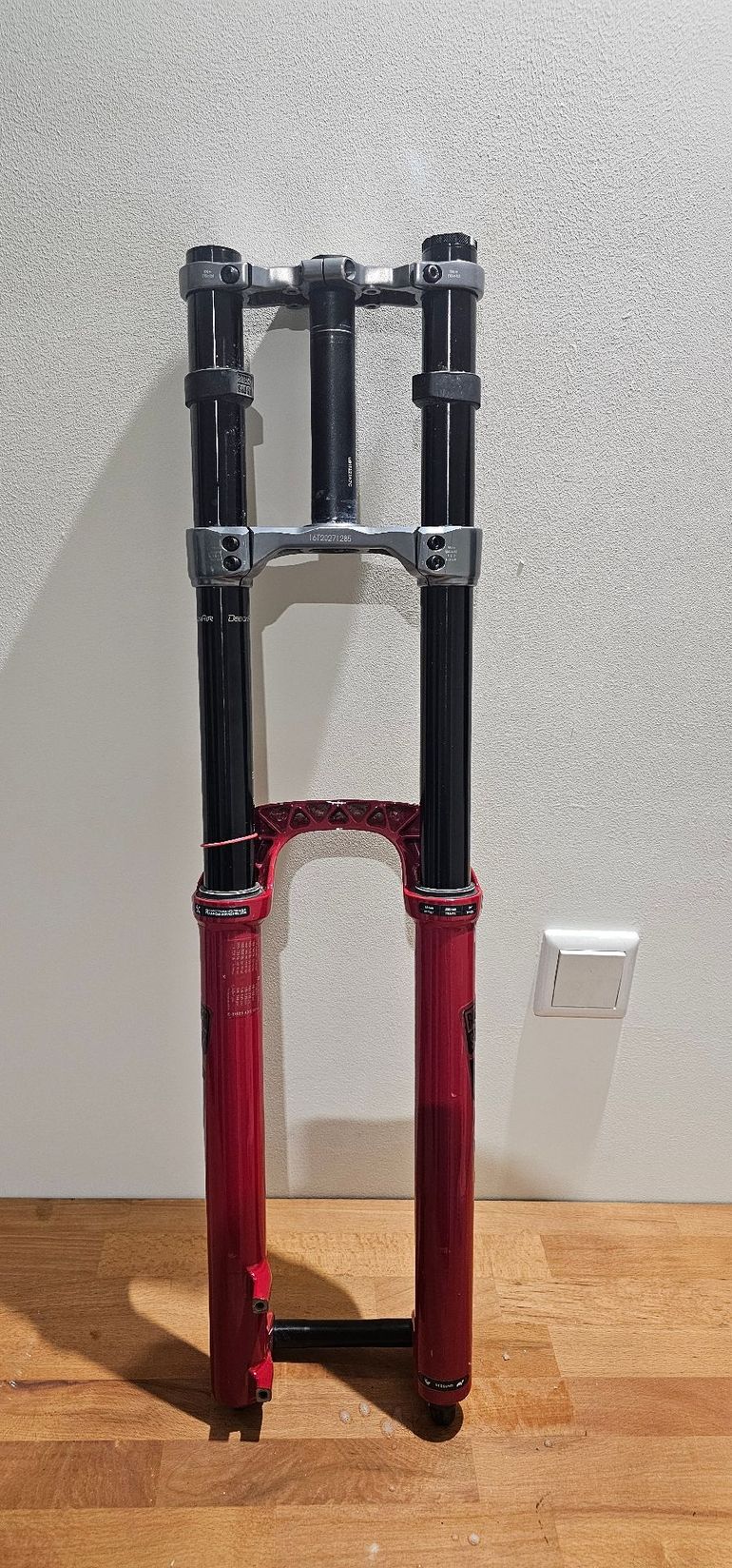 Brugt RockShox Boxxer Ultimate R2C bike — billede 2 af 7