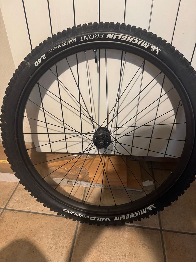 Gebrauchtes Roval traverse SL II carbon Wheels