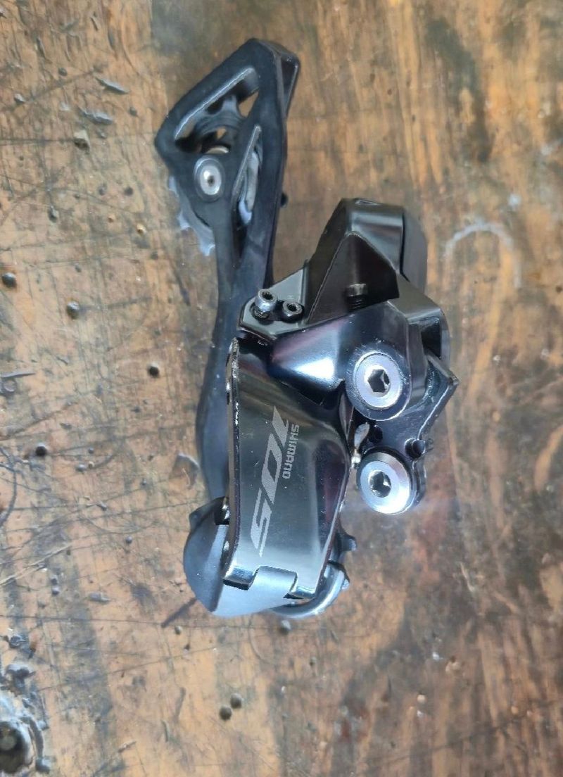 Used Shimano 105 R7170 Di2 Groupset
