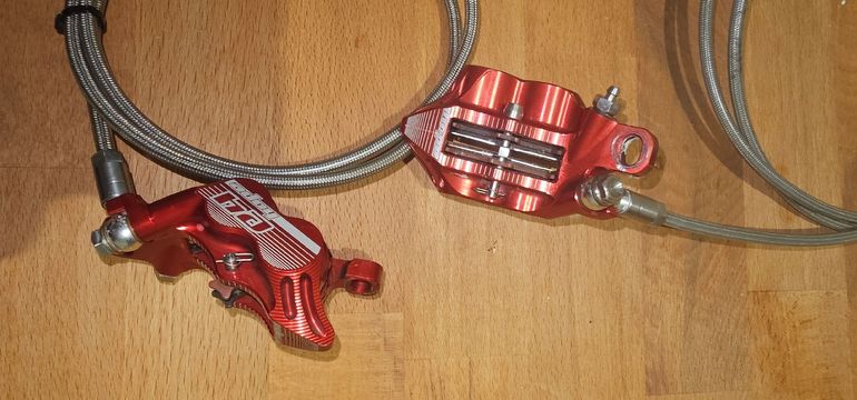 Used Hope Tech 3 E4 Brake Set bike — image 4 of 7