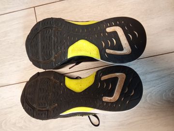 Brugt KIPRUN Running Shoes bike — billede 4 af 6