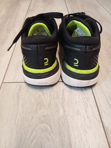Brugt KIPRUN Running Shoes bike — billede 5 af 6