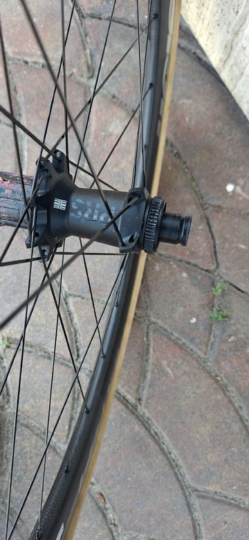 Used Vision Carbon Wheels 2025 bike — image 2 of 7