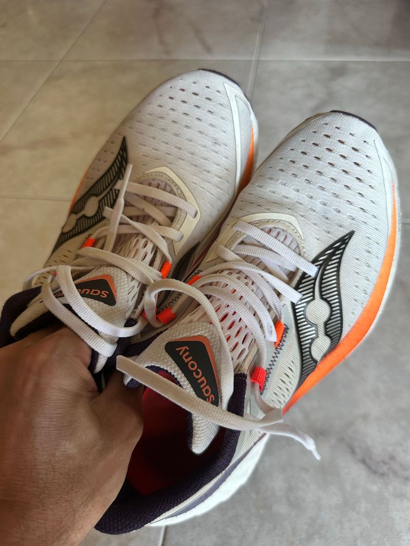 Used Saucony Endorphin Speed 4 Running Shoes