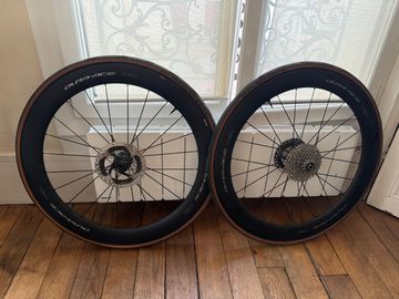 Używany Shimano Dura Ace C60 Disc Wheels bike — zdjęcie 2 z 5