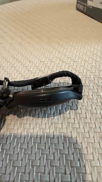 Used Garmin Venu 3 bike — image 6 of 11