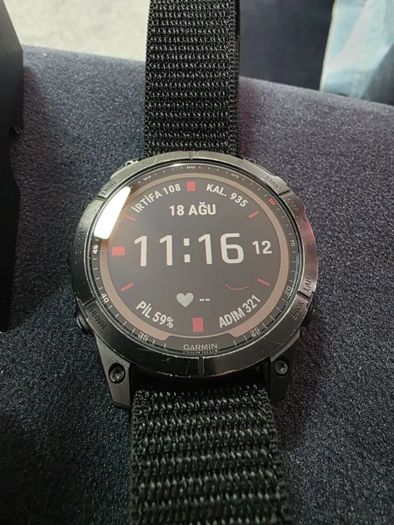 Used Garmin Fenix 7 solar sapphire Electronics