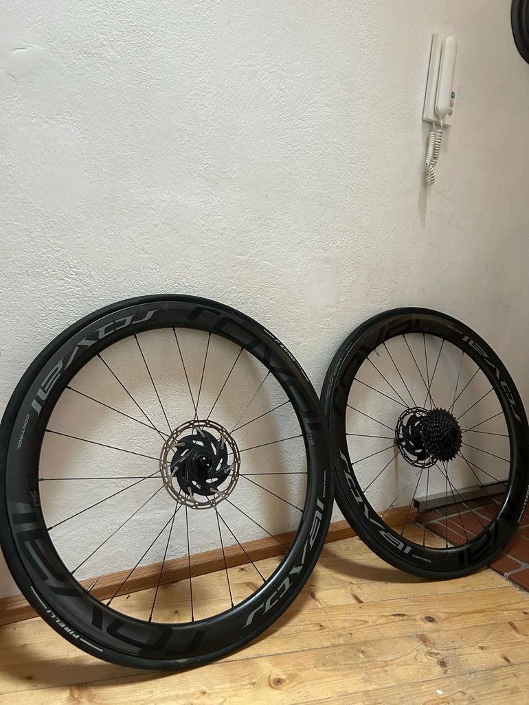 Tweedehands Roval Rapide CLX 50 bike — afbeelding 2 van 5