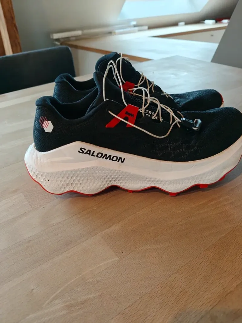 Used Salomon Ultra Glide 4 Running Shoes