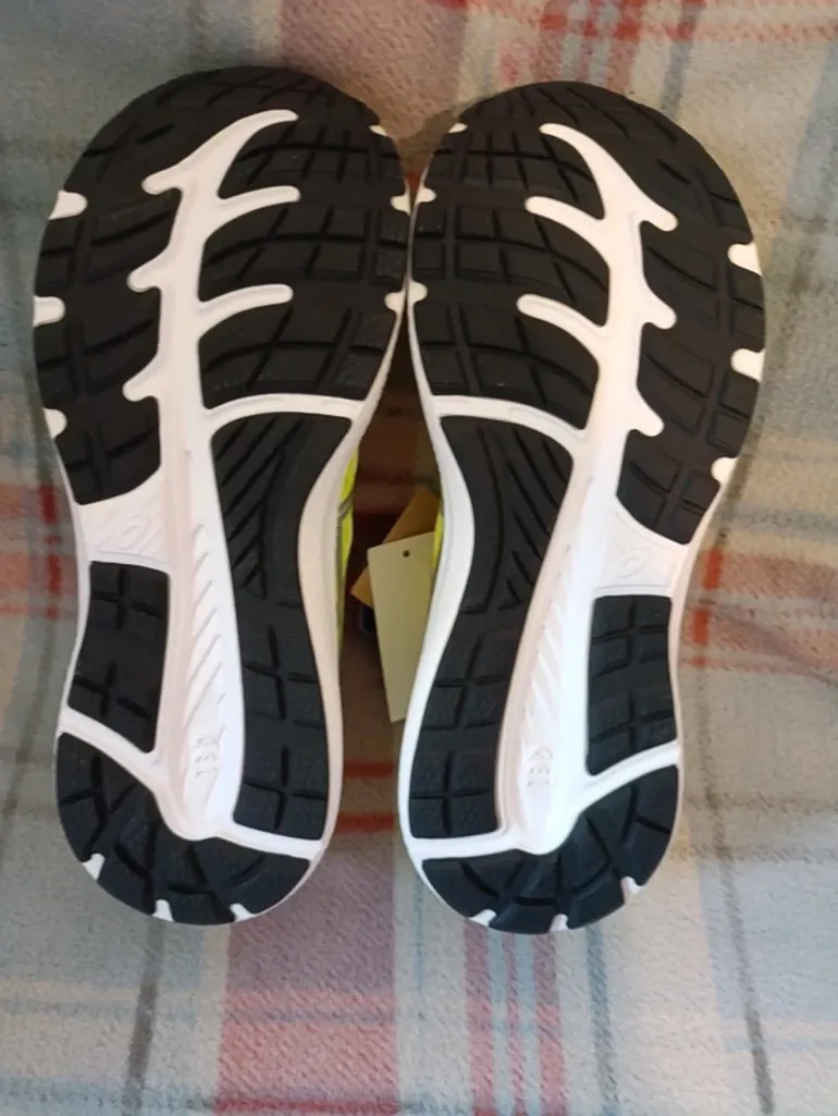 Used Asics Gel Contend 7 bike — image 2 of 6