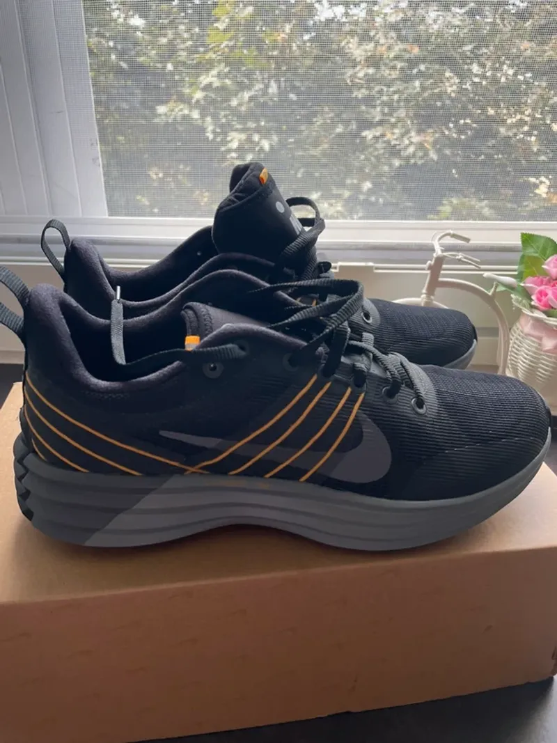Brugt Nike Baskets Running Shoes