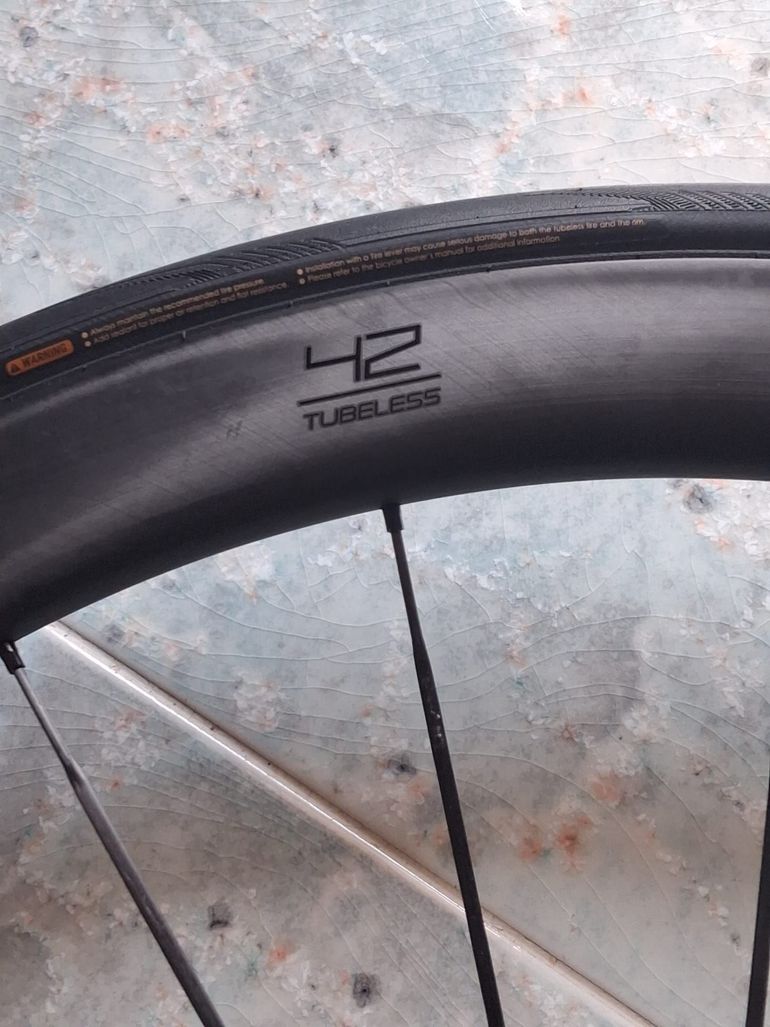 Cadex Wheels 2023 bike usato — immagine 6 di 9