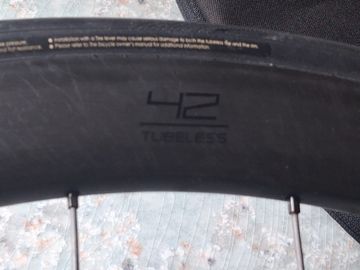 Cadex Wheels 2023 bike usato — immagine 4 di 9