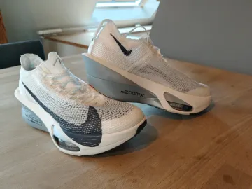 Brugt Nike Alphafly 3 bike — billede 2 af 4