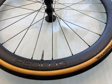 Brugt Bontrager Aeolus Pro 37 Rear Wheel bike — billede 4 af 7