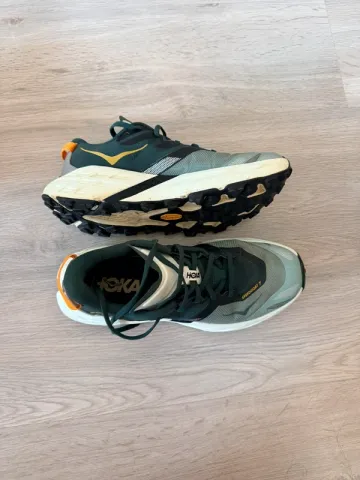 Used Hoka Speedgoat 7 bike — image 2 of 5