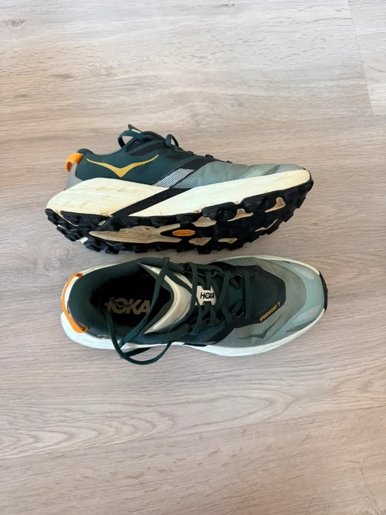 Used Hoka Speedgoat 7 bike — image 2 of 5