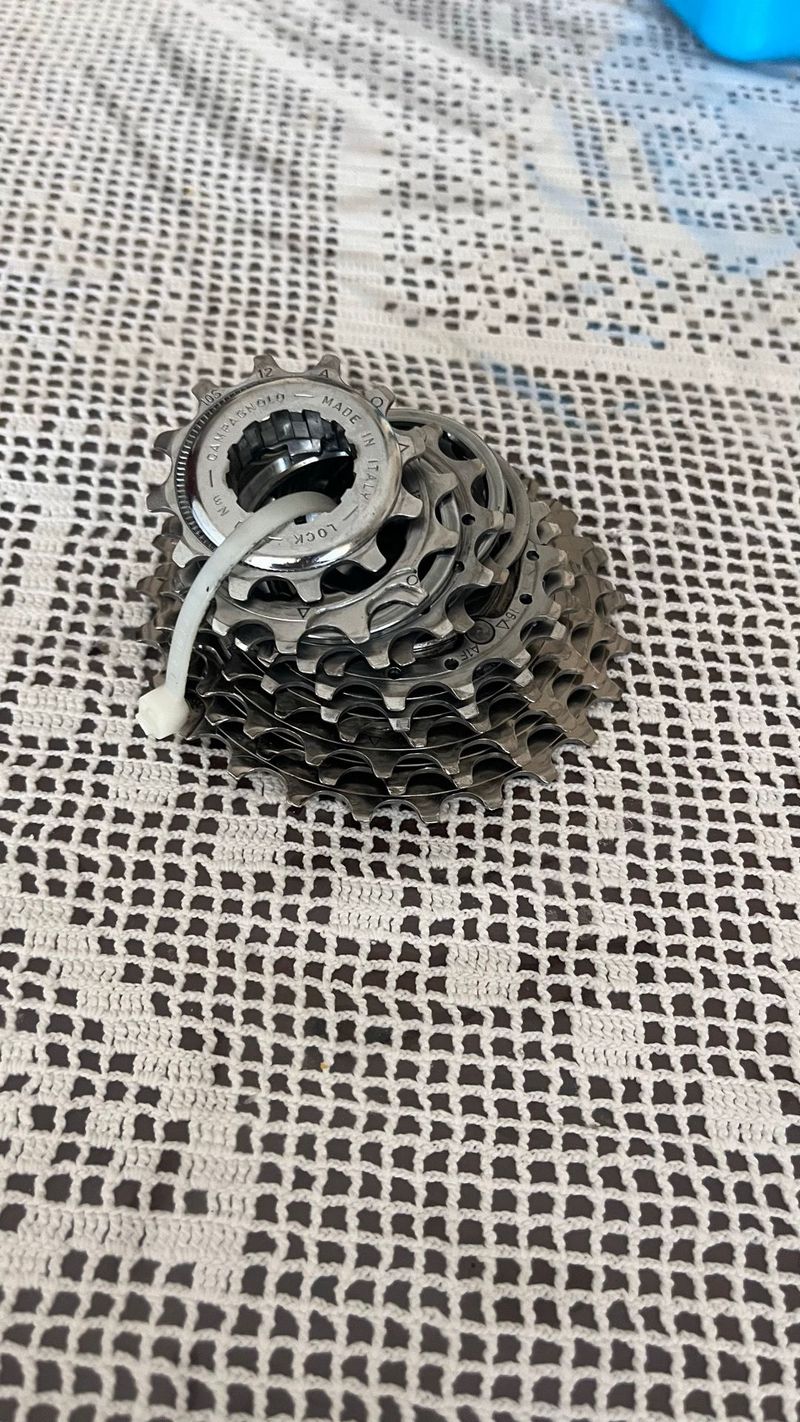 Použité Campagnolo Cassette Drivetrain & Pedals