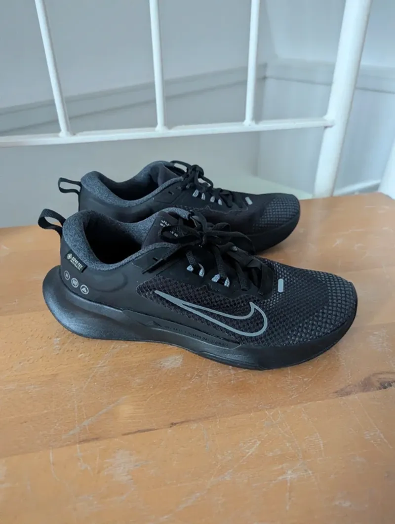 Used Nike Juniper Trail 2 GTX Running Shoes
