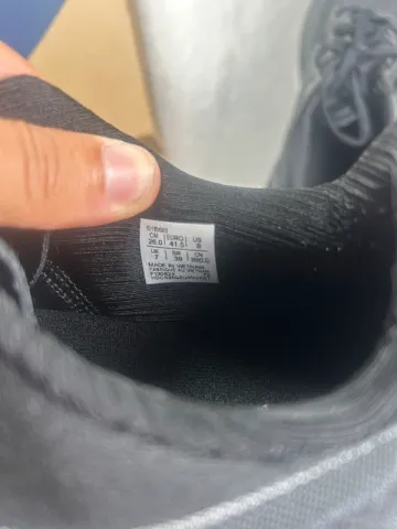 Used Asics Novablast 4 bike — image 8 of 9