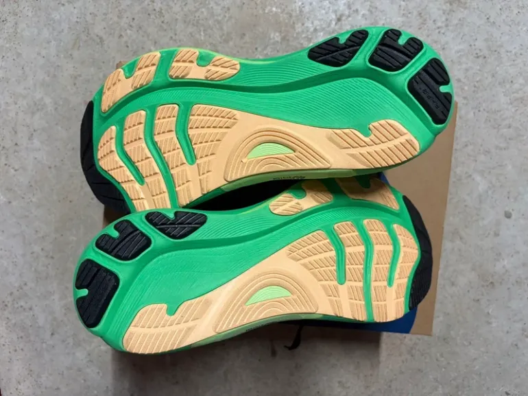 Used Asics Gel Layant bike — image 3 of 6