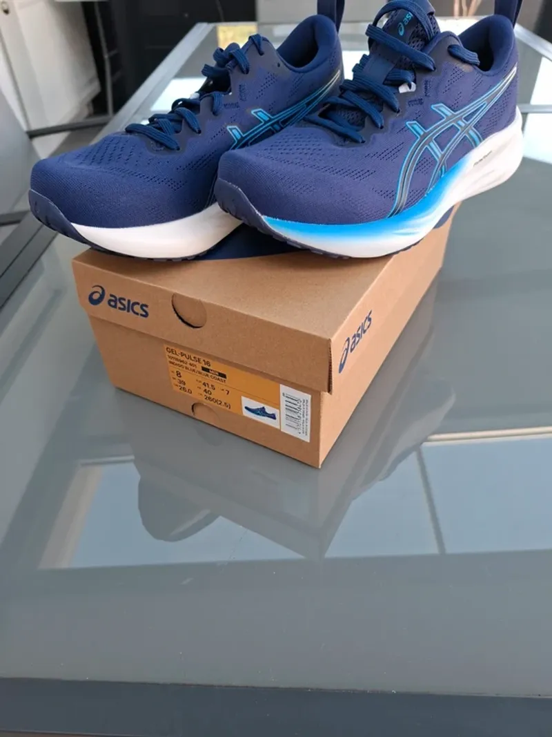 Asics Gel-Pulse 16 Running Shoes de segunda mano