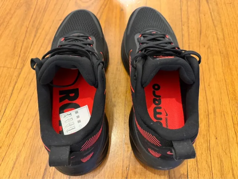 Used Nike Vomero 18 bike — image 11 of 12