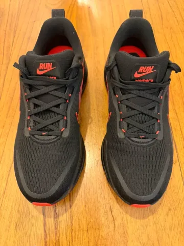 Used Nike Vomero 18 bike — image 9 of 12