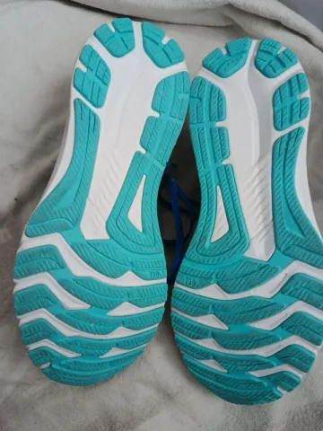Used Asics GT-2000 bike — image 10 of 13