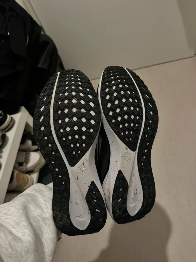 Used Nike Laufschuhe bike — image 3 of 5