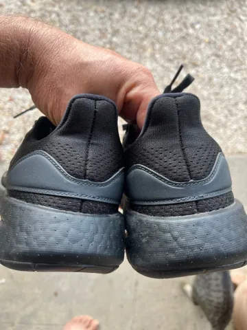 Used Adidas Pureboost 22 bike — image 4 of 8