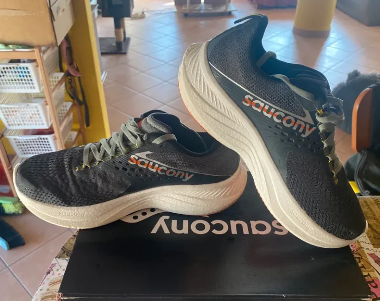 Used Saucony Ride 17 bike — image 5 of 6