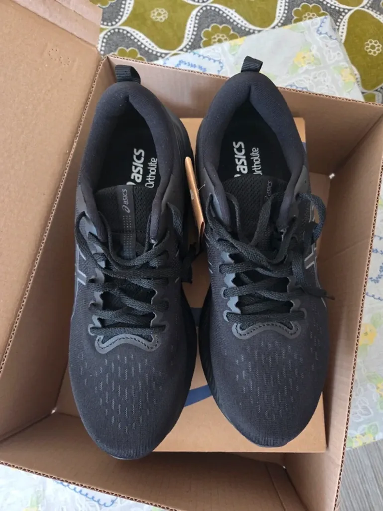 Used Asics Gel-Excite 10 bike — image 4 of 10