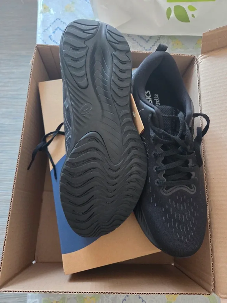 Used Asics Gel-Excite 10 bike — image 8 of 10