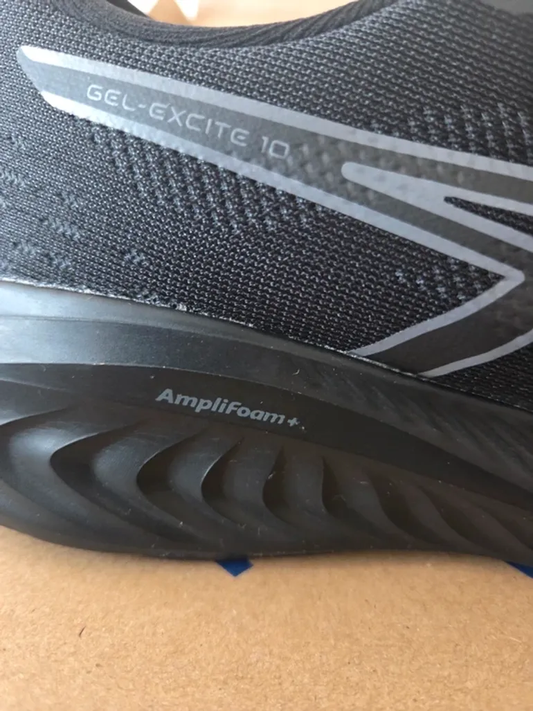Used Asics Gel-Excite 10 bike — image 7 of 10