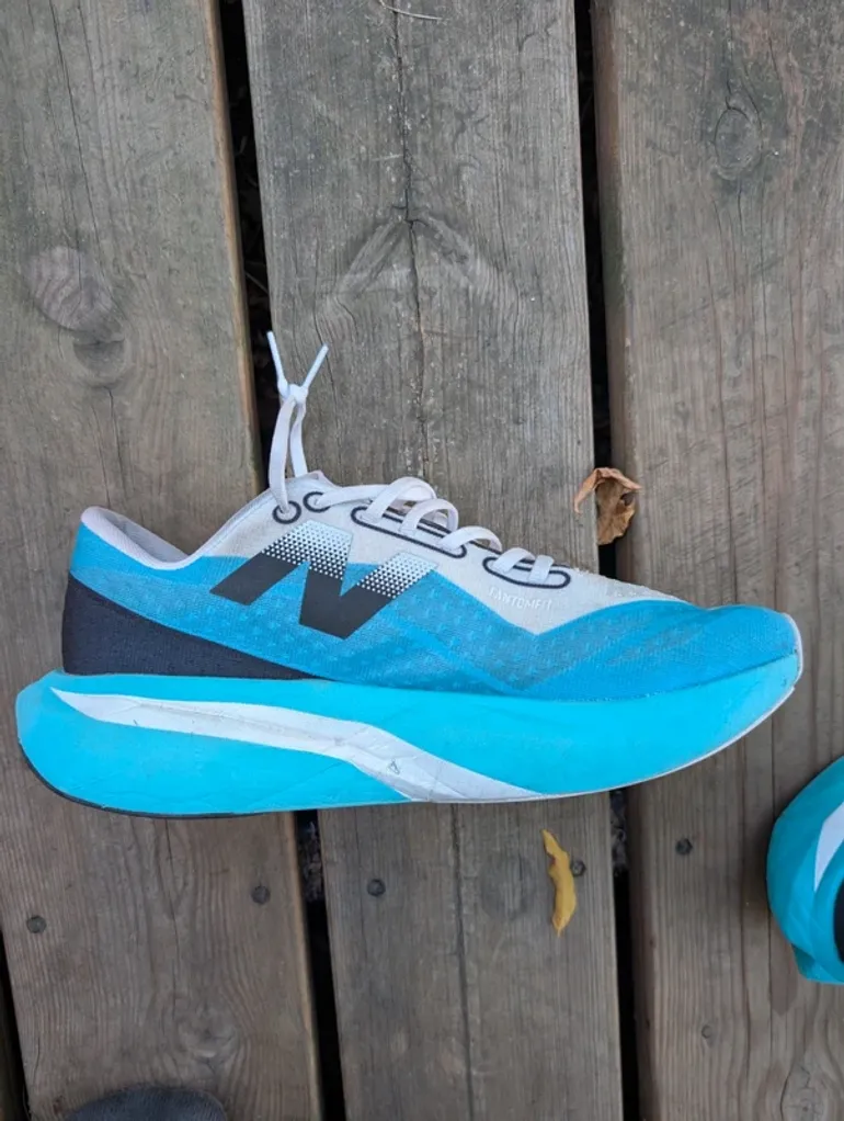 Used New Balance Fuelcell SuperComp Elite v4 bike — image 5 of 8