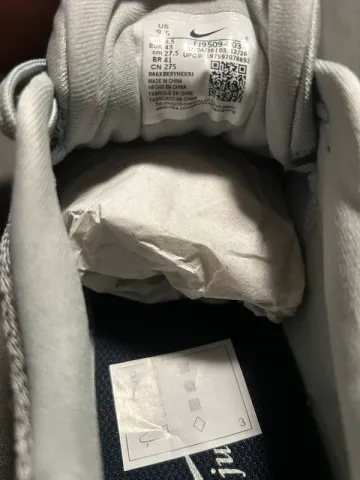 Used Nike Running Shoes bike — image 5 of 8