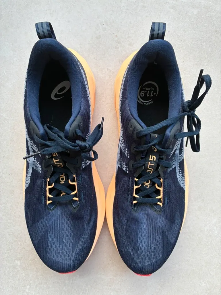 Used Asics Novablast bike — image 6 of 7