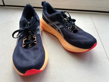 Used Asics Novablast bike — image 3 of 7