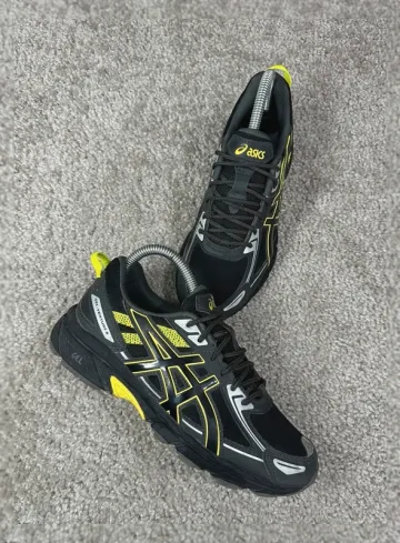 Used Asics Gel Venture 6 bike — image 2 of 11