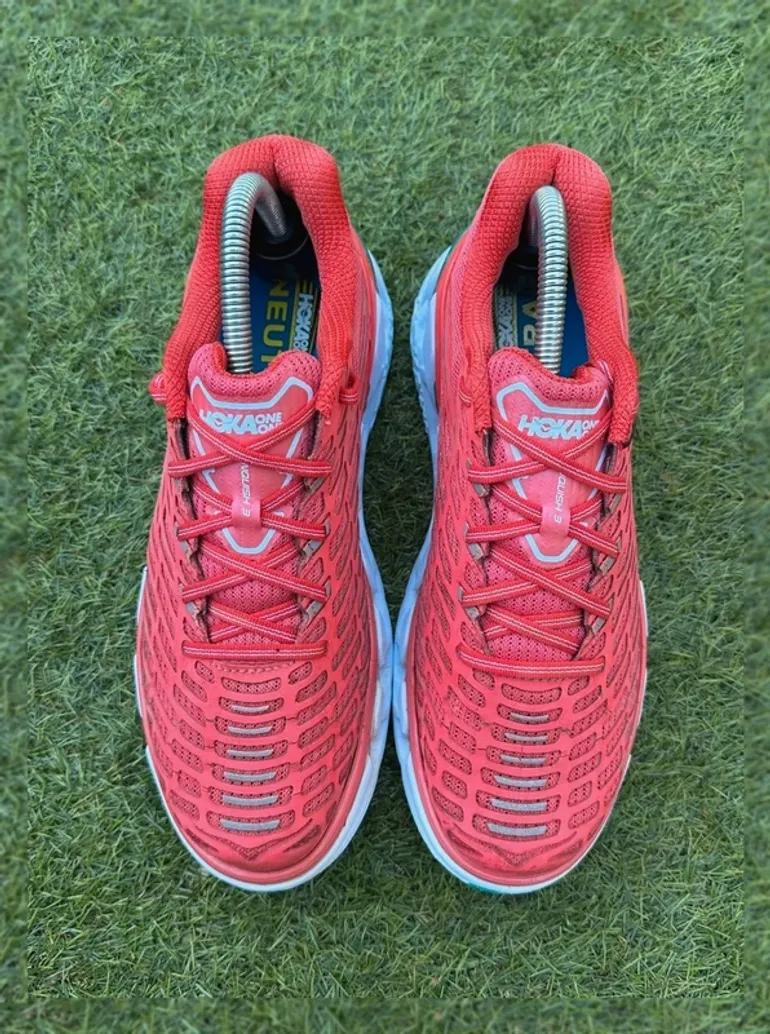 Used Hoka Vanquish 3 bike — image 3 of 11