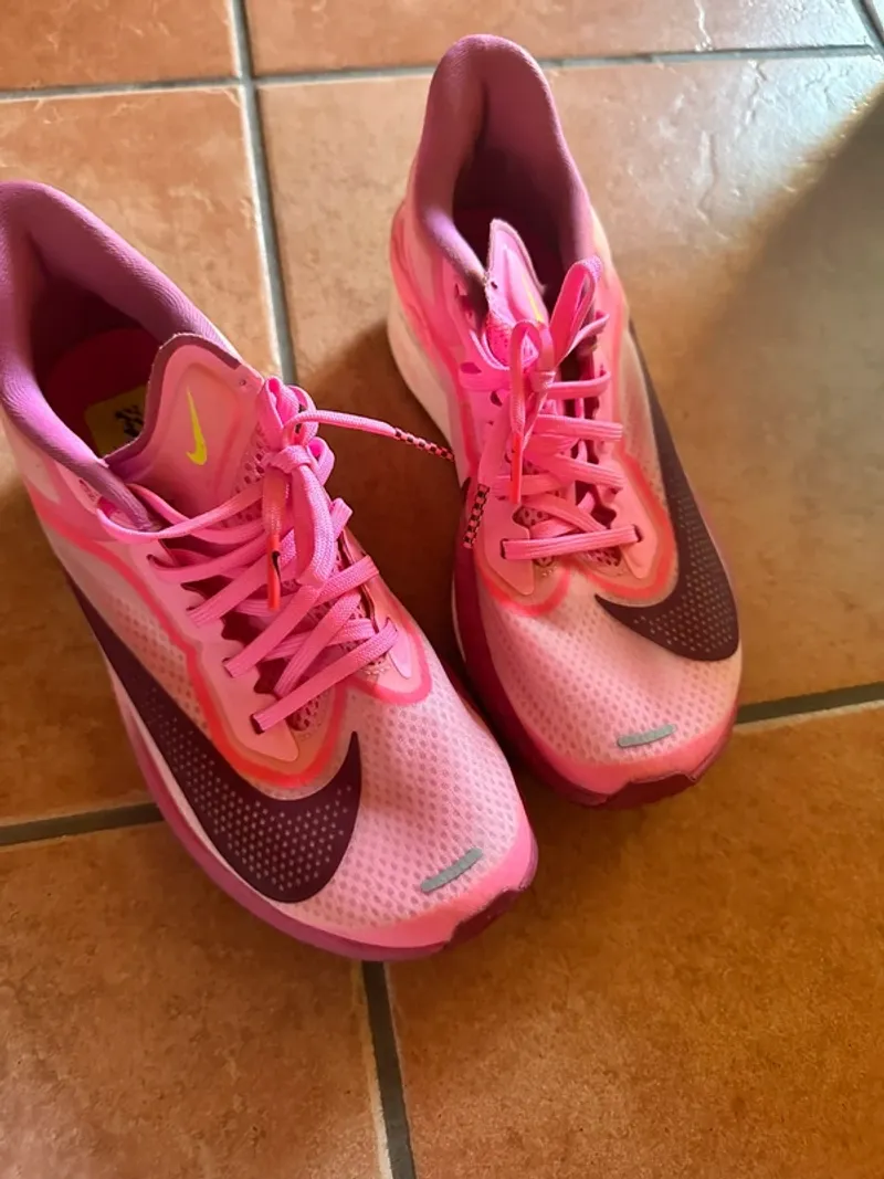 Tweedehands Nike Sneakers Running Shoes