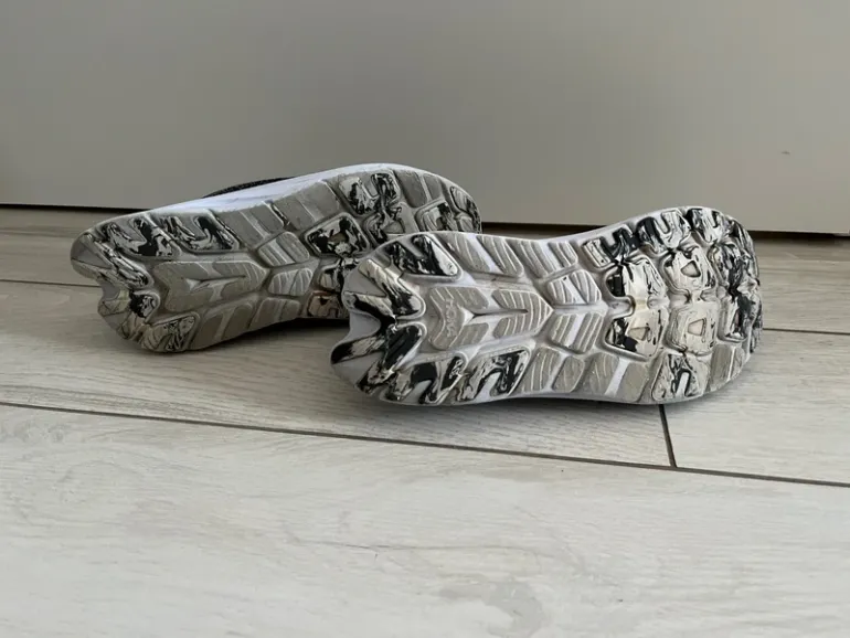 Used Hoka Running Shoes bike — image 6 of 6
