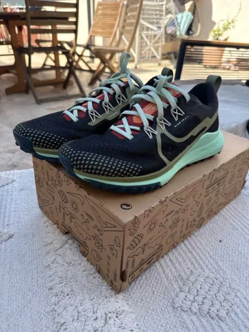 Used Pegasus Nike React Trail 4 bike — image 2 of 7