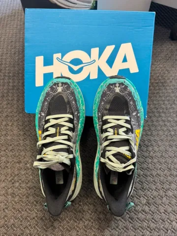 Used Hoka Speedgoat 6 bike — image 2 of 6
