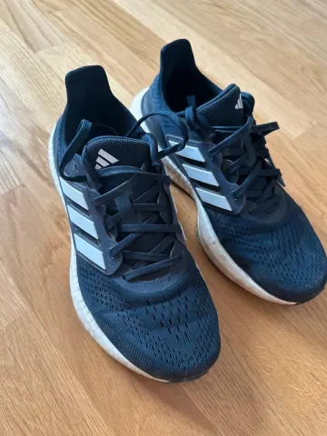 Used Adidas Pureboost 23 bike — image 1 of 8