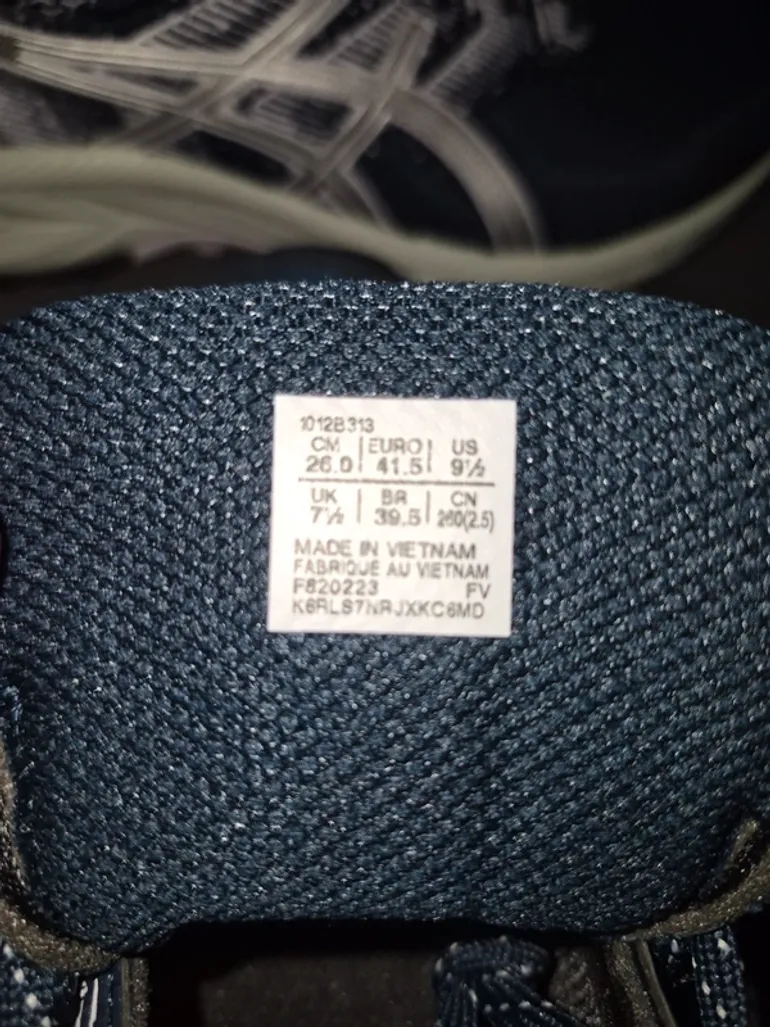 Used Asics Gel-Venture 9 bike — image 4 of 5