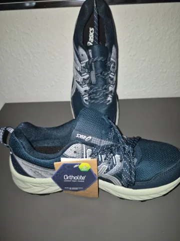 Used Asics Gel-Venture 9 bike — image 1 of 5
