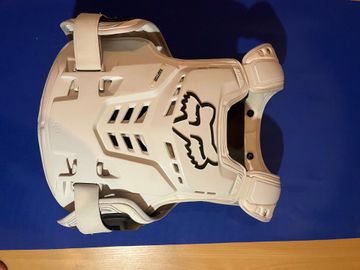 Fox Racing Raptor Chest Protector bike usato — immagine 1 di 5