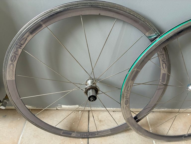 Mavic Cosmic Aluminium Wheel 2000 bike usato — immagine 2 di 3